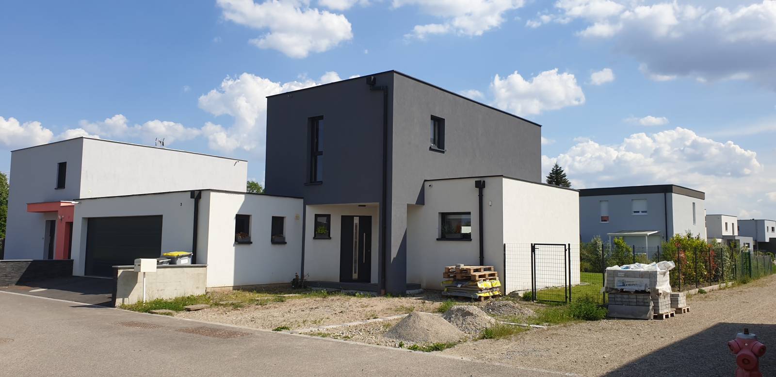 maison a toit plat garage accolé