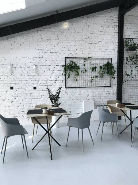 bureau et espace cafeteria
